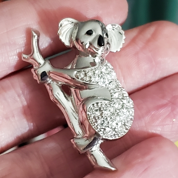 Vintage Swarovski koala bear silver brooch pin crystal estate - Picture 2 of 8